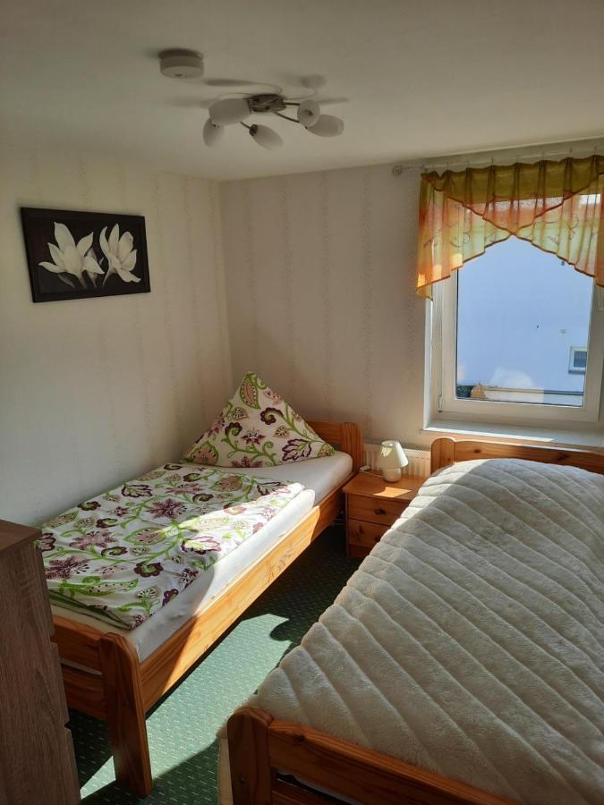 Ferienhaus In Hafennahe Apartamento Sassnitz Exterior foto